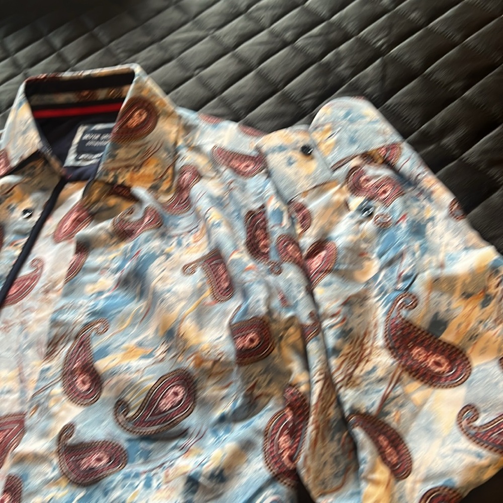 Men’s shirt - Picture 2 of 4